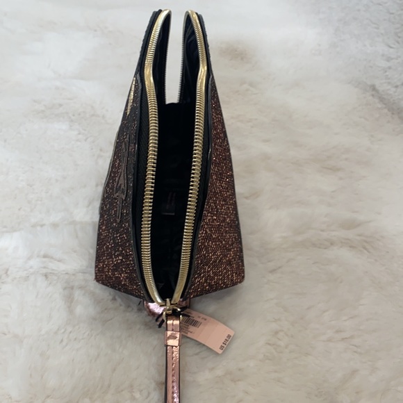 VICTORIAS SECRET PINK GLITTER SEQUIN HEART COSMETIC MAKEUP BAG - Picture 6 of 8